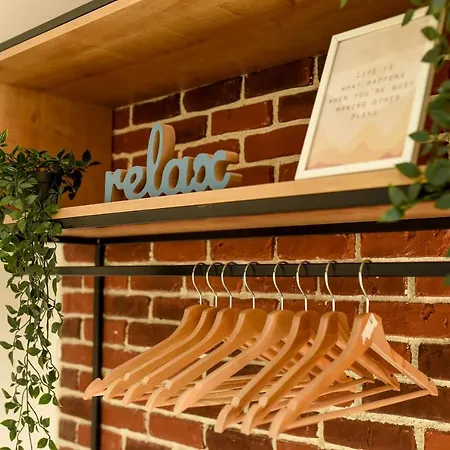 Apartamento The White Queen - Amazing With Dambovita View Bucarest