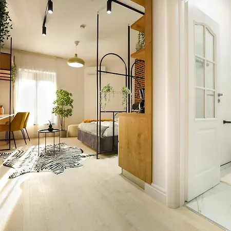 Apartamento The White Queen - Amazing With Dambovita View Bucarest